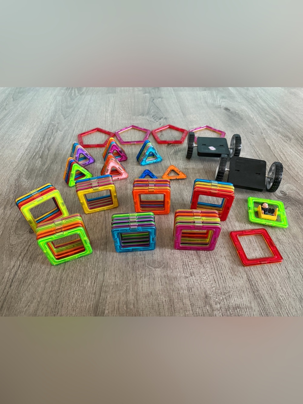 Magformers Colorful Magnetic Building Tiles Set for Kids - Multicolor 70 pieces